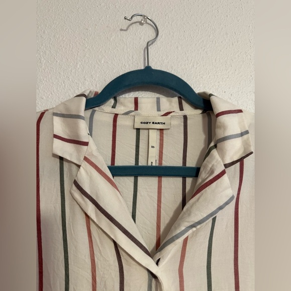 Cozy Earth Women's Soft Woven Long Sleeve Pajama Top - Picture 3 of 7